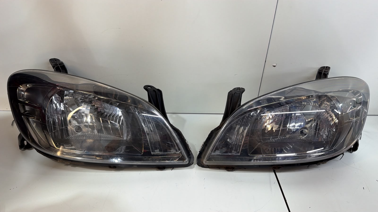Par De Farol  Prisma /celta fume Arteb PAR1450 160757 160758 - foto 1 de 5
