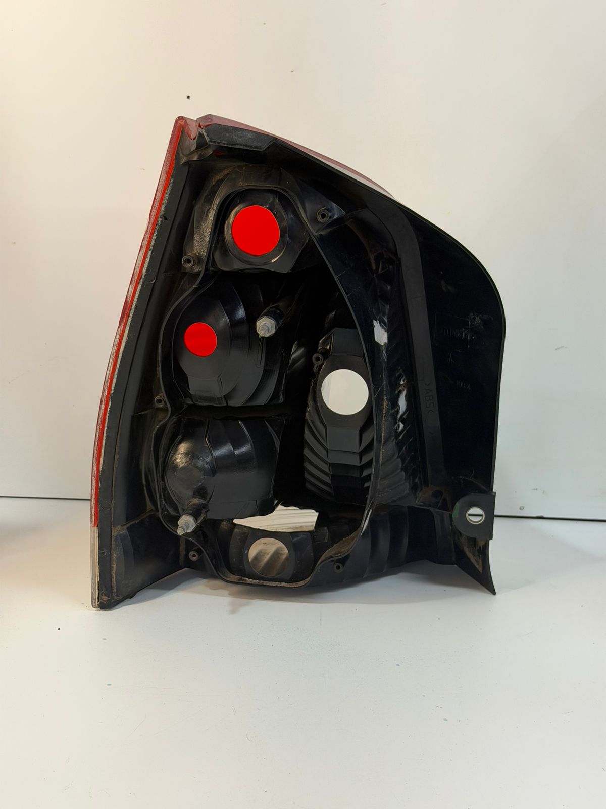 Par Lanterna Traseira Fiat Palio G3 2004 a 2016 Bicolor (Lado Esquerdo e Direito) - foto 3 de 5