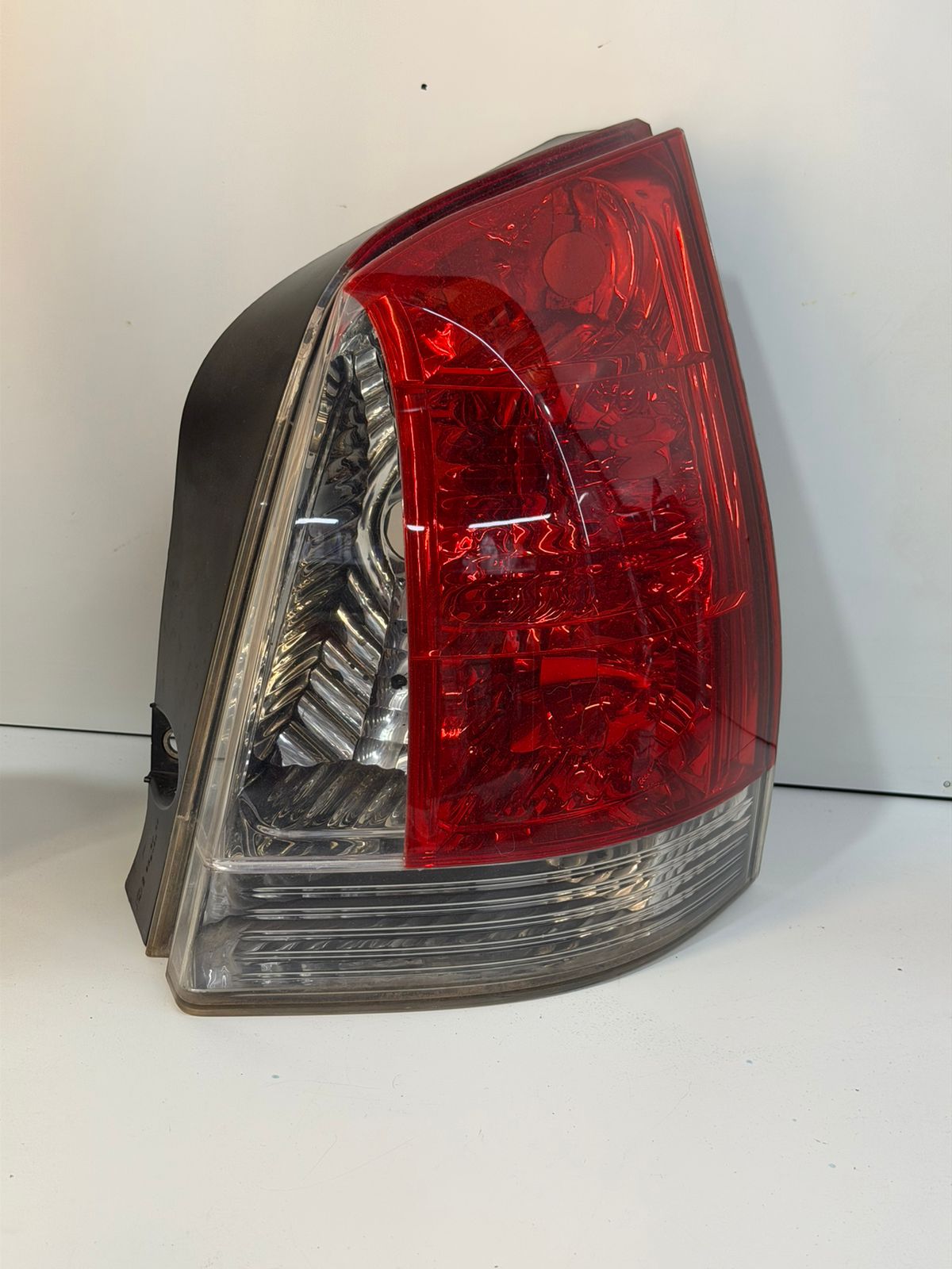 Lanterna Traseira Direita Fiat Palio bolha G3 2006 a 2016 - foto 1 de 3
